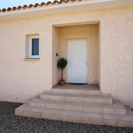 فيلة Camille Prunelli-di-Fiumorbo